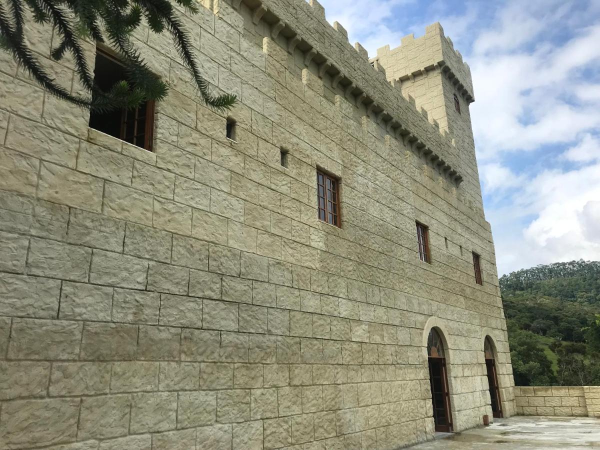 Hotel Fazenda Castelo Santa Clara ลาวรินยาส ภายนอก รูปภาพ